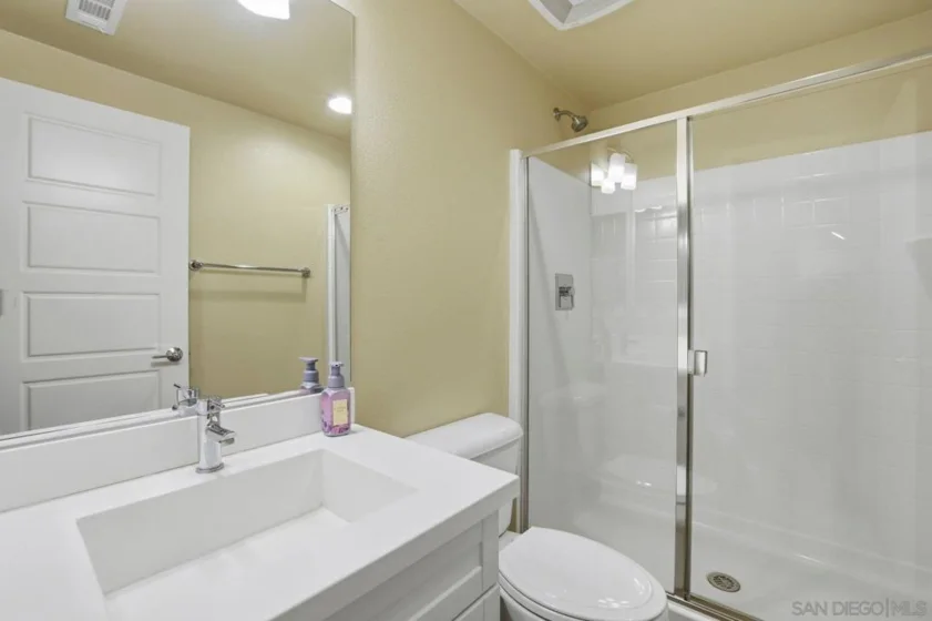 4541 Rainier #13 photo 11