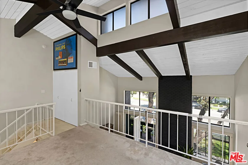 1925 S Beverly Glen Boulevard #40 photo 18