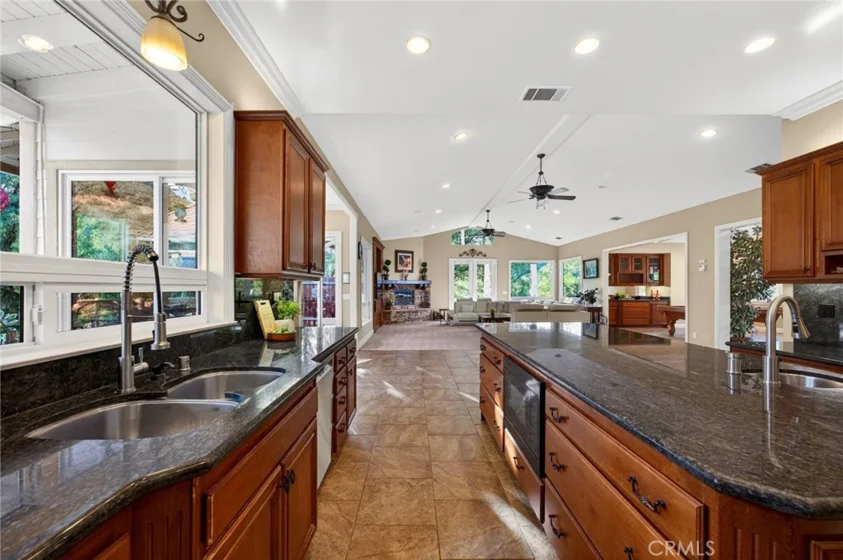 41275 Hacienda Drive photo 15