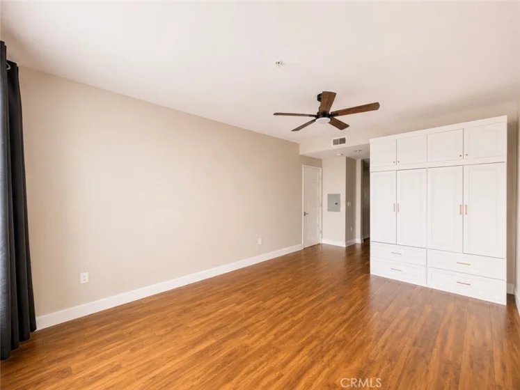 21301 Erwin Street #322 photo 11