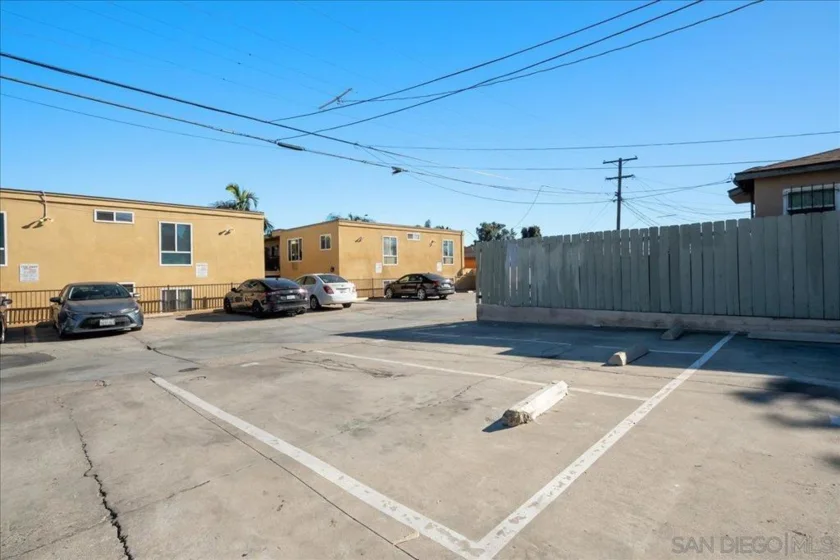 4353 51 Street #6 photo 12