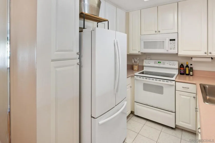4600 Lamont Street #4-322 photo 3