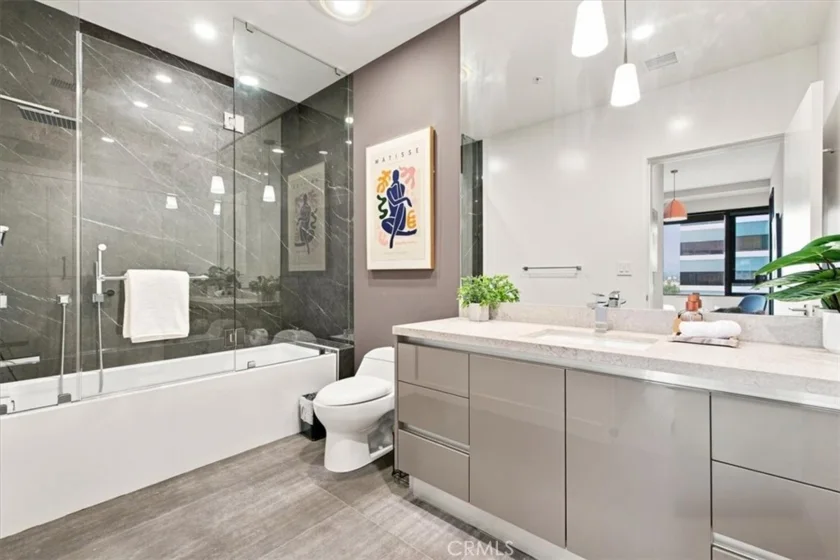 388 Cordova Street #505 photo 7