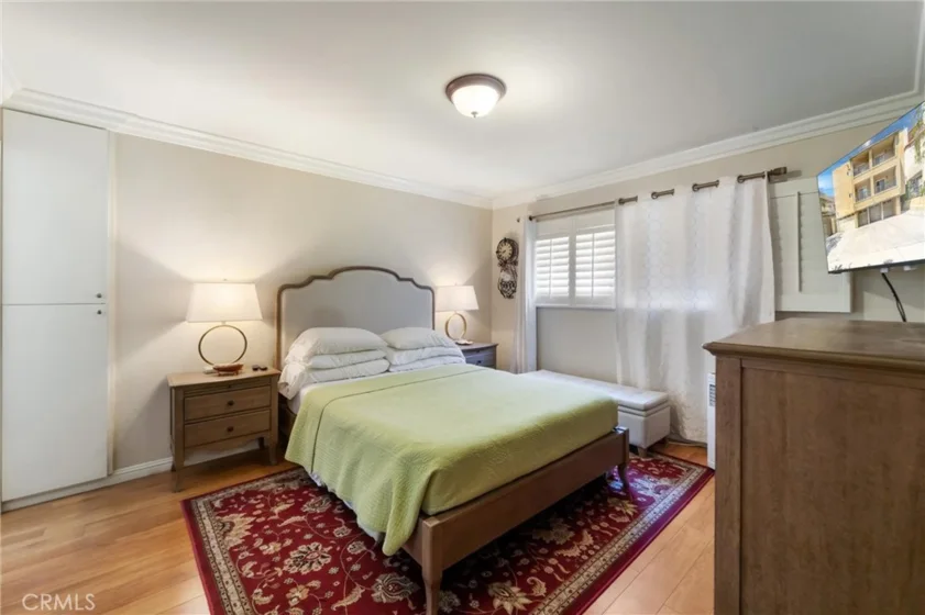 551 W Stocker Street #3 photo 15