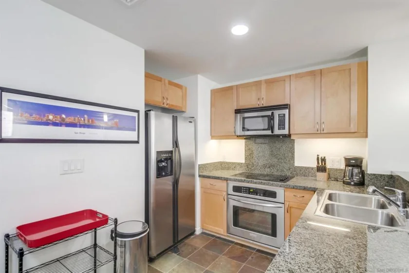 1150 J #603 photo 11