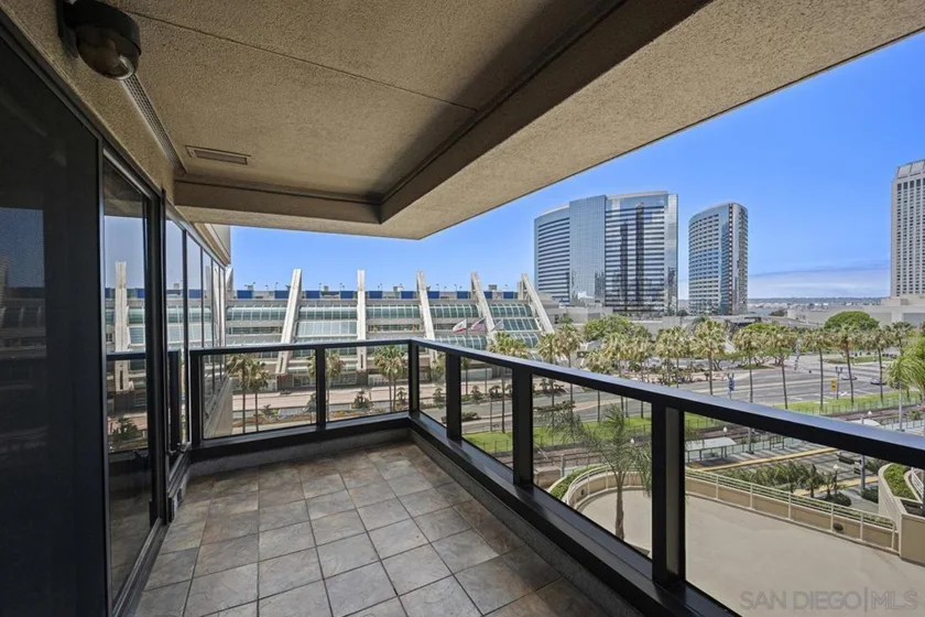 200 Harbor Drive #703 photo 24