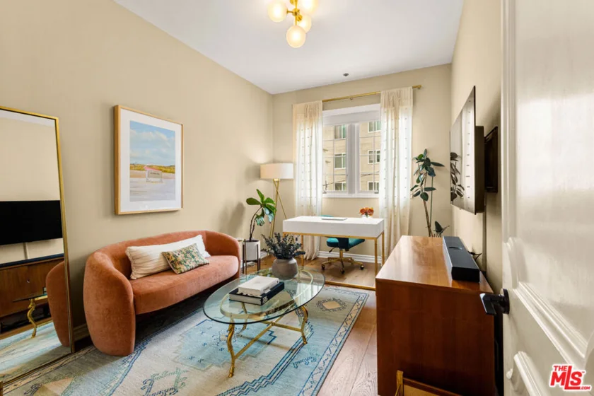 1370 Kelton Avenue #106 photo 24
