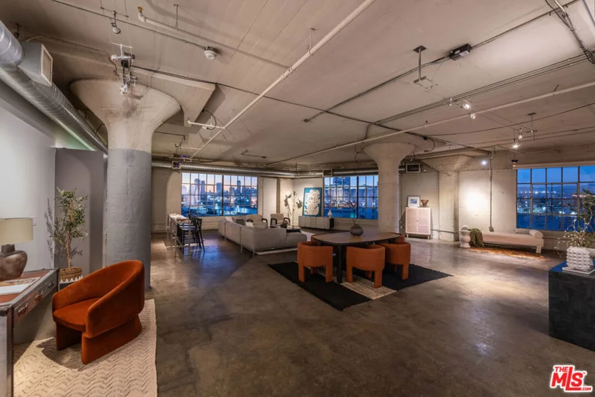 1855 Industrial Street #612 photo 1
