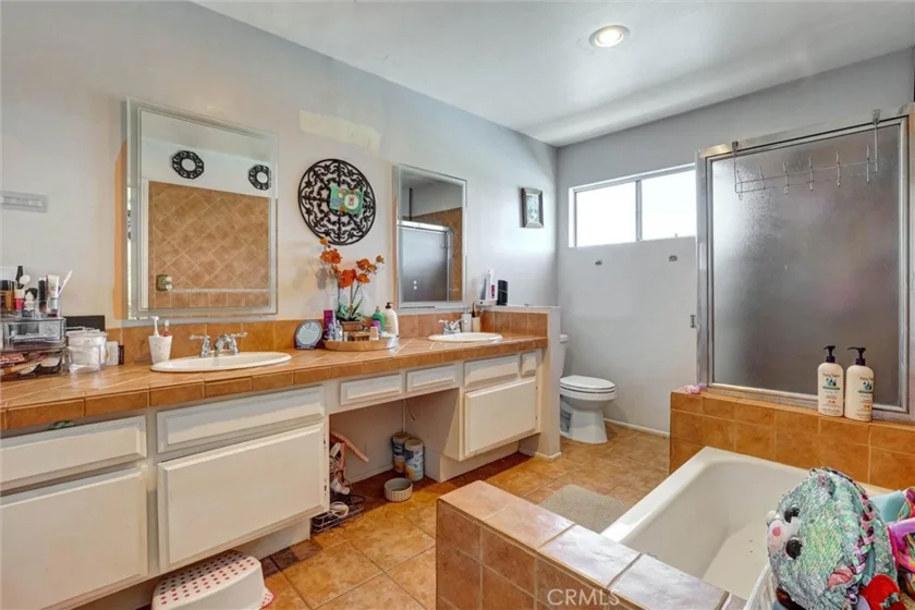 6323 Reseda #1 photo 9