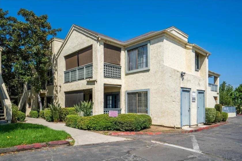 8621 Arminda #28 photo 1