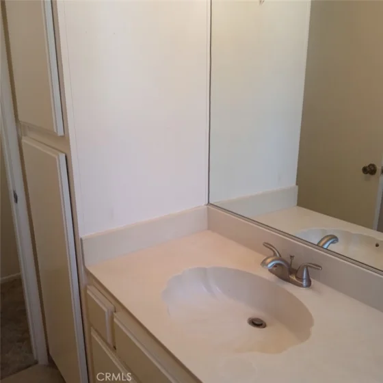 2439 West Acacia Avenue photo 7
