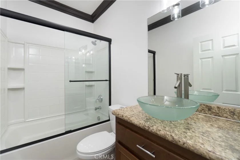 4453 Owens #101 photo 25
