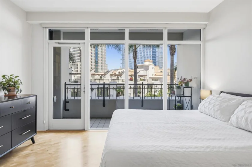 700 W Harbor #407 photo 11
