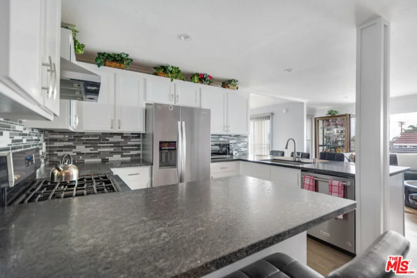 845 W 19th Street #1 photo 28