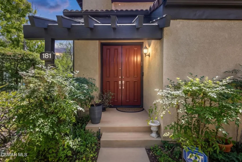 21901 W Burbank Boulevard #181 photo 5