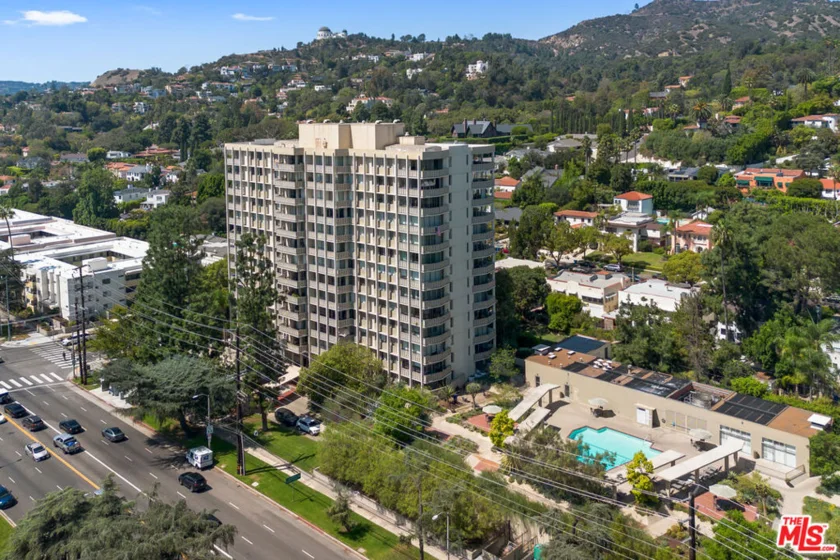 4455 Los Feliz Boulevard #1105 photo 33