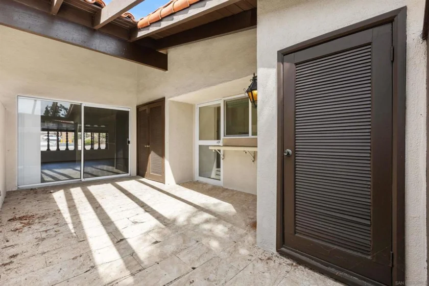 17031 Bernardo Center Drive photo 36