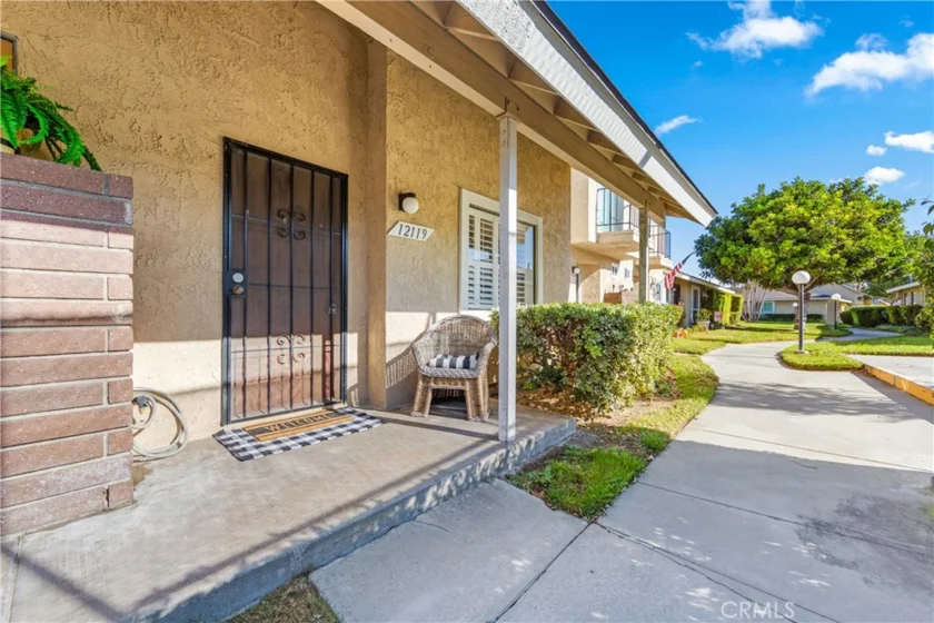 12119 Stonegate Lane photo 1