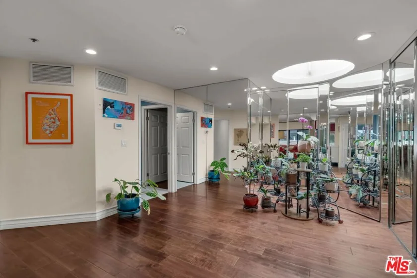 1722 Malcolm Avenue #304 photo 18