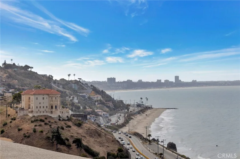 18203 Coastline #13 photo 1