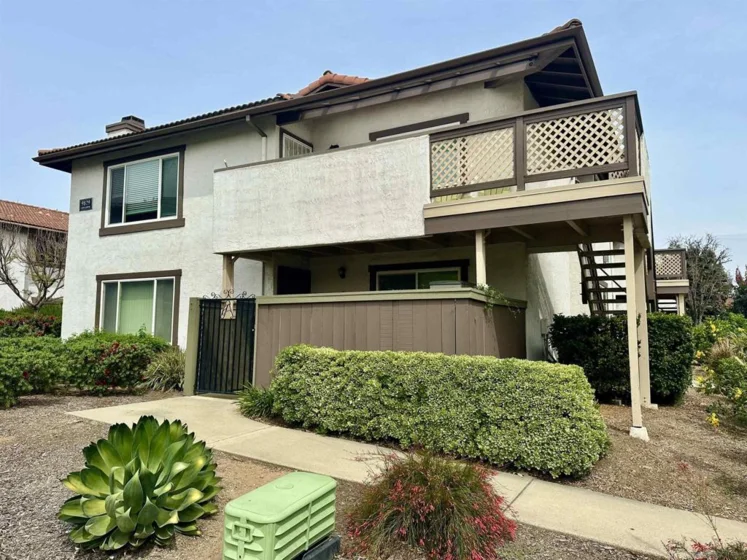 9829 Caspi Gardens #Unit 8 photo 1