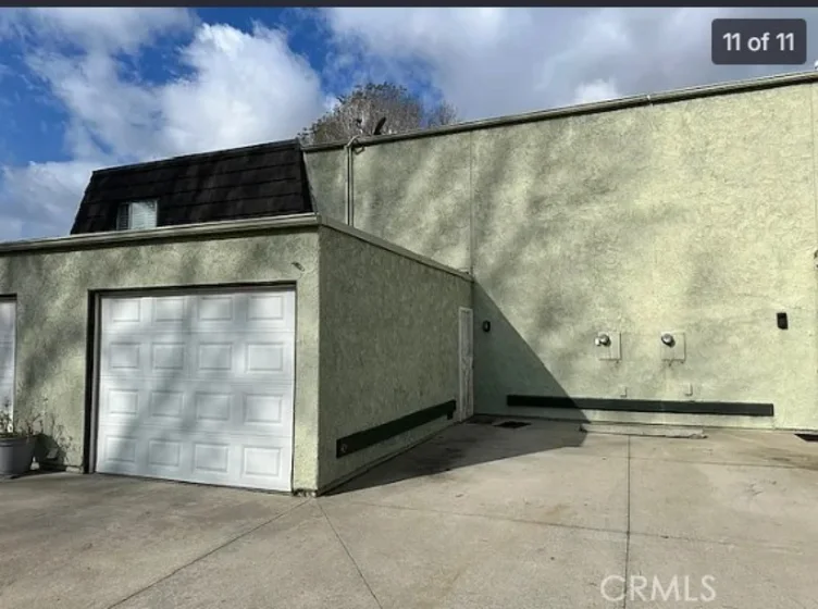 1649 Iowa photo 1
