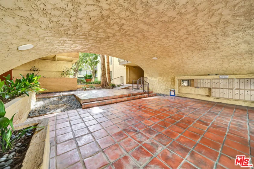 5600 Kensington Way #3 photo 28