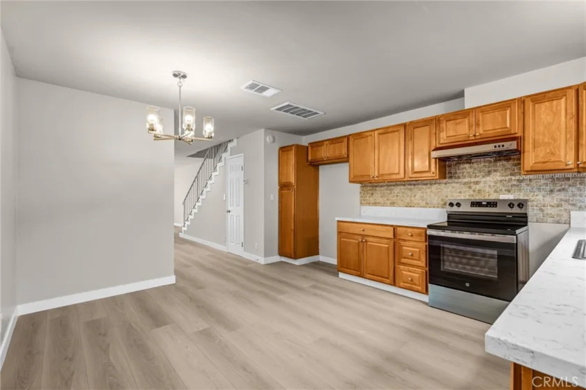 7300 Lennox Avenue #C7 photo 11