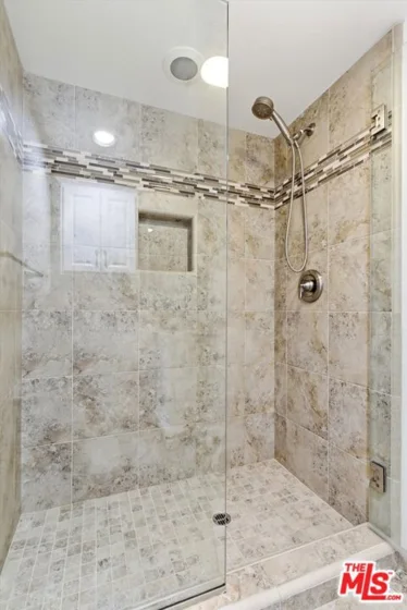 11838 Kiowa Avenue #203 photo 12