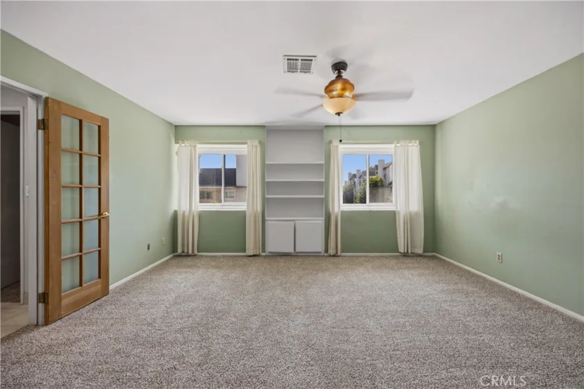 17943 Magnolia Boulevard #16 photo 23