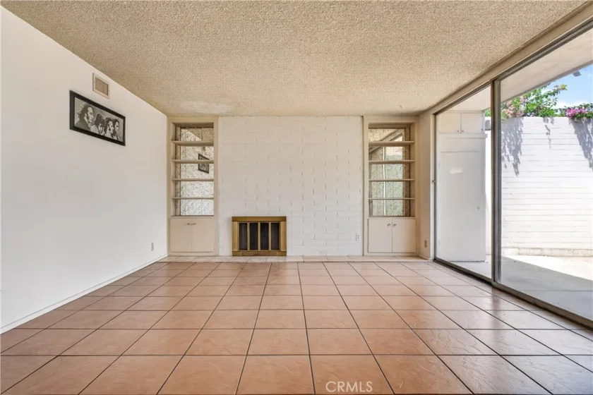 777 E Valley #136 photo 4