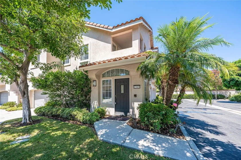 12605 Doral photo 1