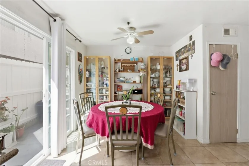 9146 Tobias Avenue #4 photo 3