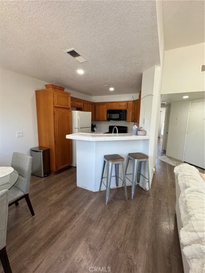 2548 Avenida Del Vista #T 202 photo 18