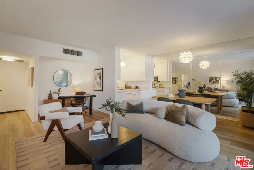 4455 Los Feliz Boulevard #204 photo 6