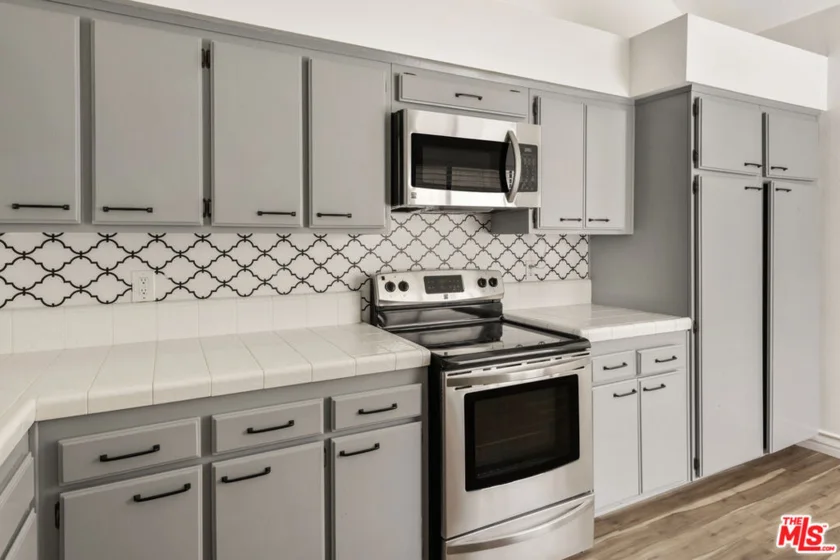 1900 Vine Street #403 photo 8