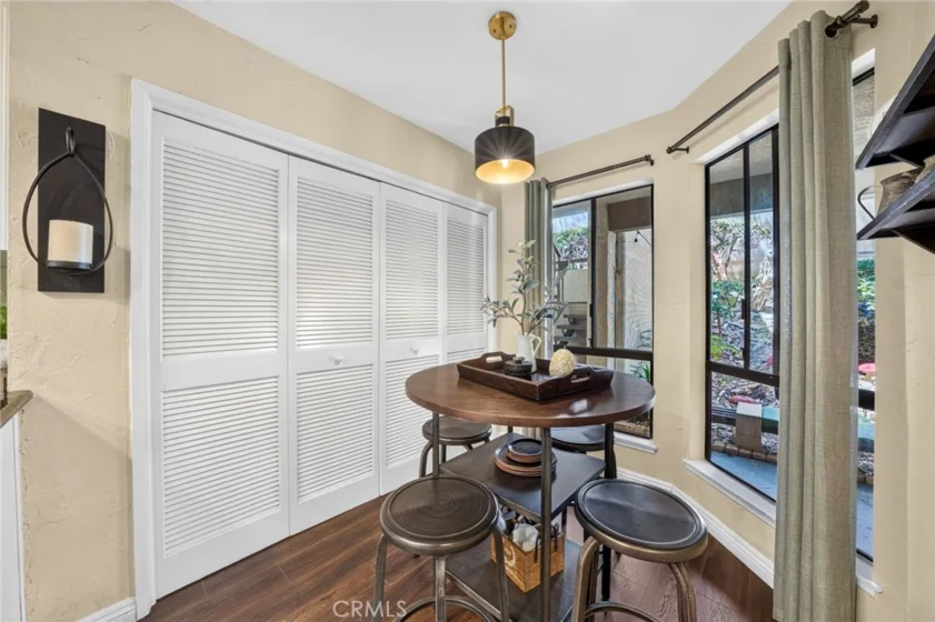 23406 Coso photo 9