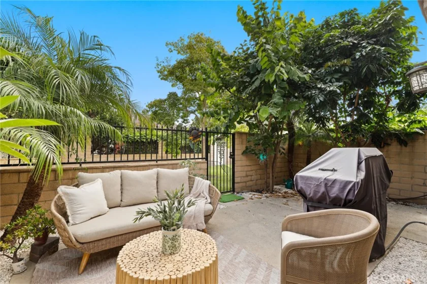 17034 Avenida Suenos photo 34