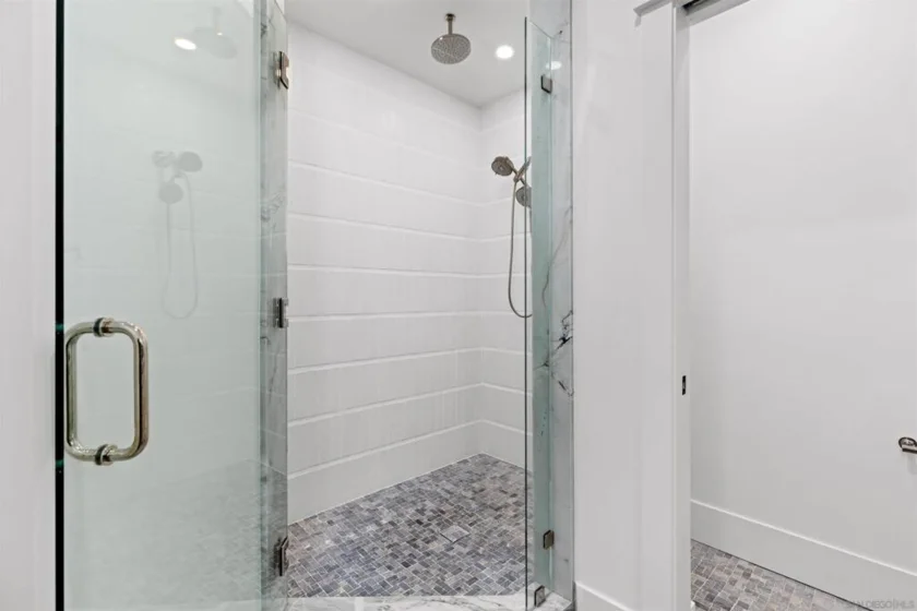 747 Orange Avenue #301 photo 18