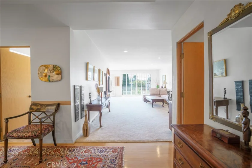 4454 Ventura Canyon #105 photo 11