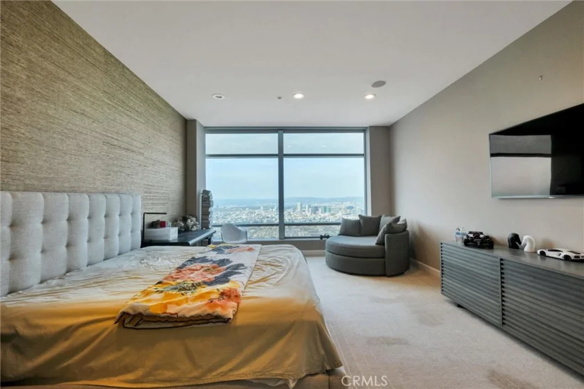 900 W Olympic Boulevard #45F photo 10