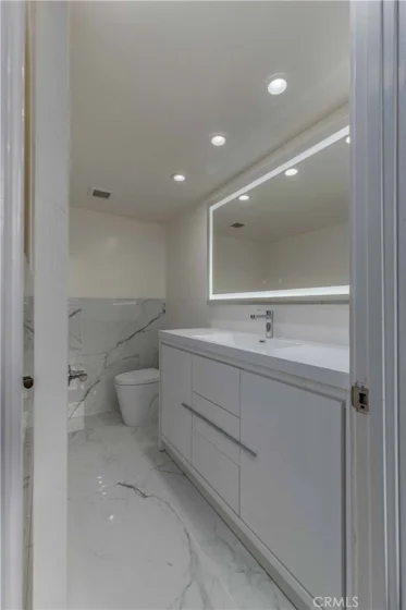 10590 Wilshire Boulevard #305 photo 10