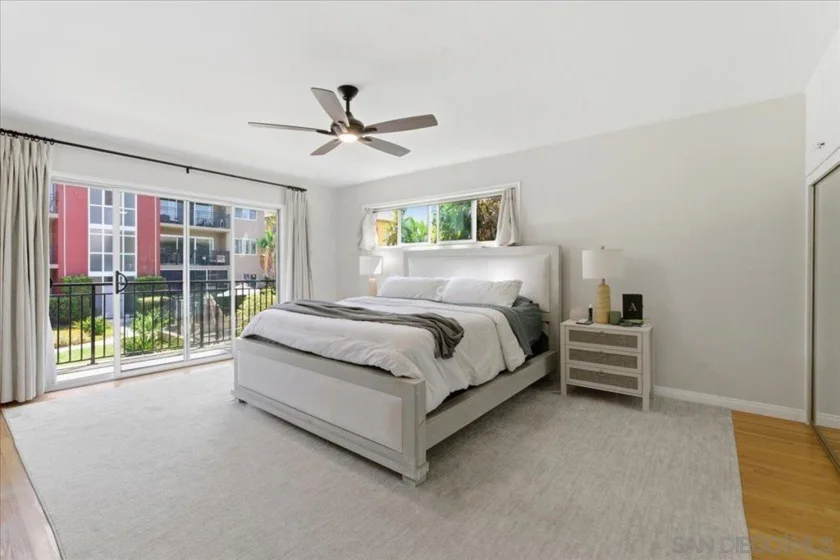 5367 La Jolla #Unit 52 photo 14
