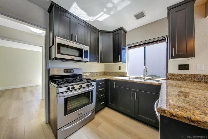 349 Windjammer Circle photo 6