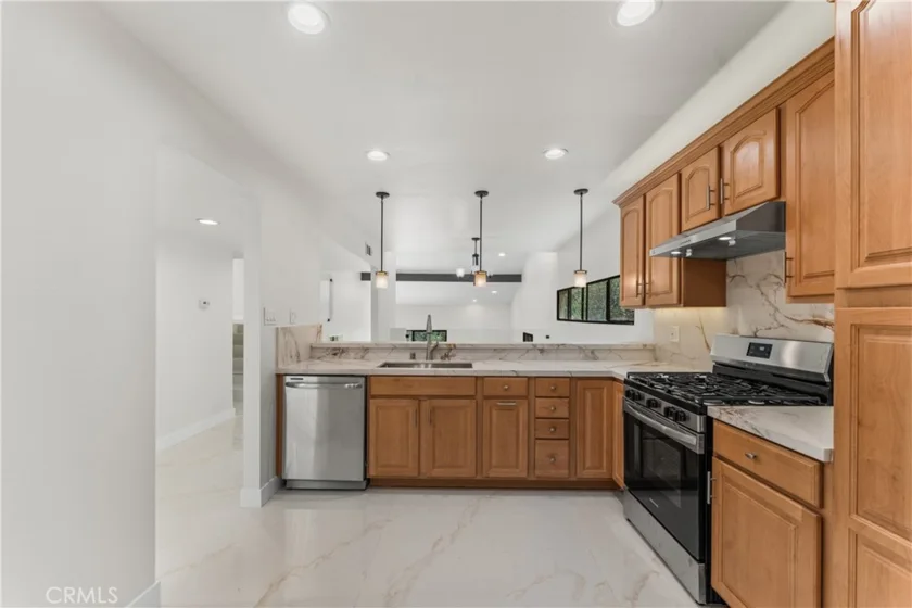 77 Barmore Court photo 16