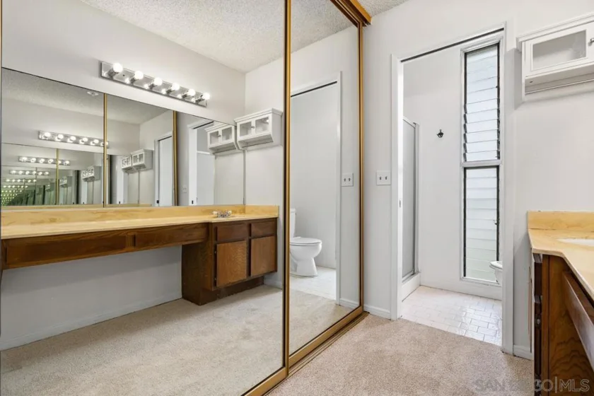 727 Sapphire Street #405 photo 14