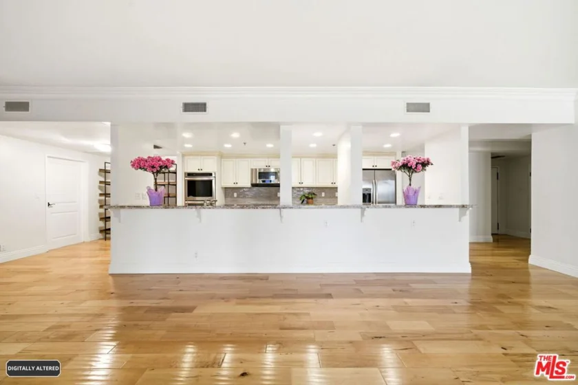10660 Wilshire Boulevard #805 photo 20