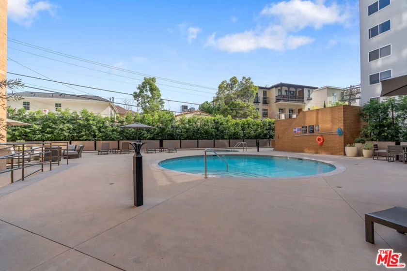 10430 Wilshire Boulevard #606 photo 34
