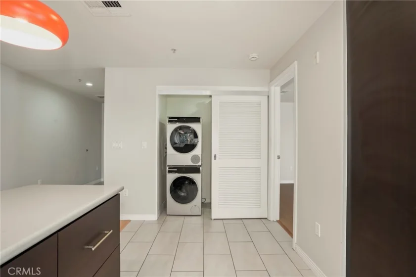 540 S Kenmore Avenue #203 photo 9