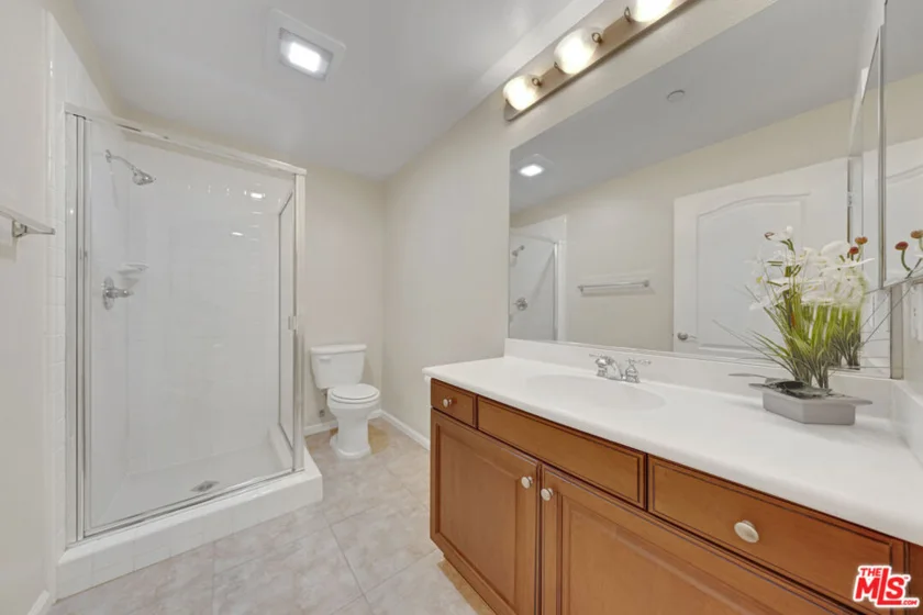 3401 S Bentley Avenue #301 photo 10